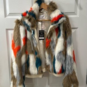 NWT Donna Salyers Fabulous (Faux) Furs Sz large